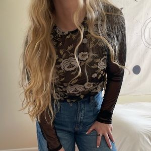 💫THRIFT FIND • Women’s Medium • Black & Gold Sheer Long-sleeve Top